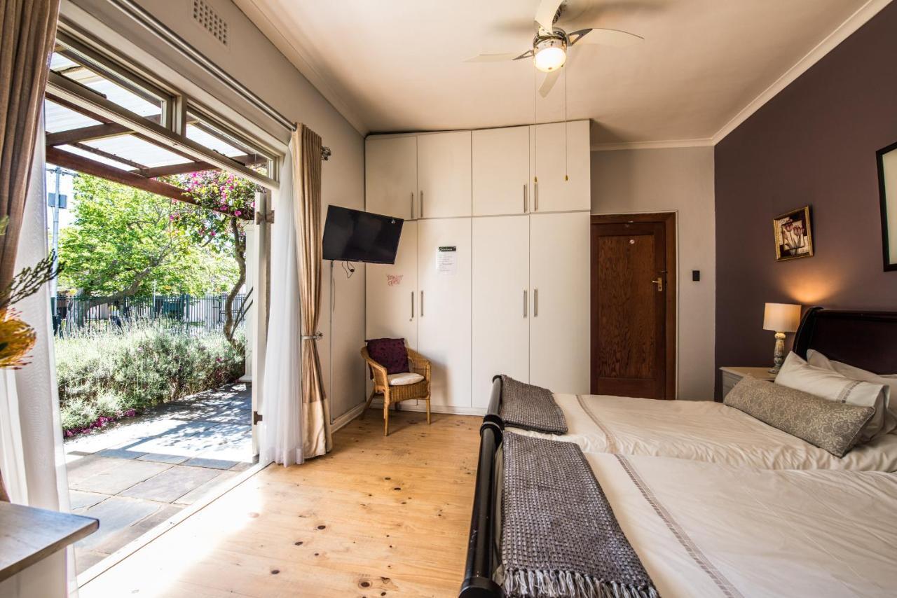 Greenlawns B&B Fokváros Kültér fotó